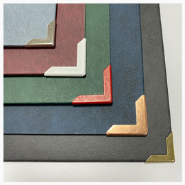 Abschlussarbeiten im Hardcover Kunstleder Buchecken in Silber, Weiß, Rot, Rosé und Gold